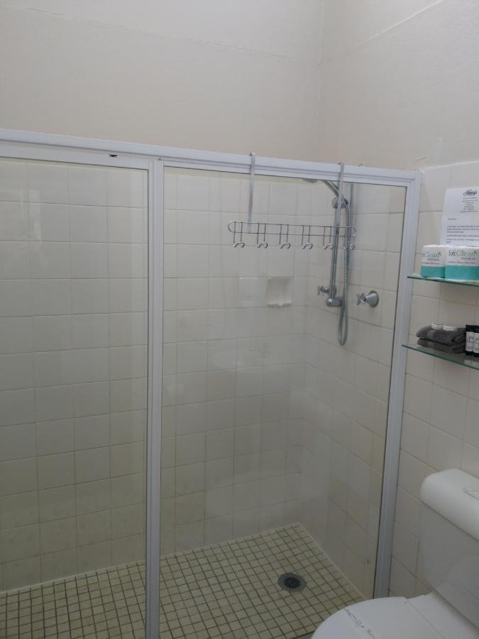 Henry'S Quirindi Otel Dış mekan fotoğraf