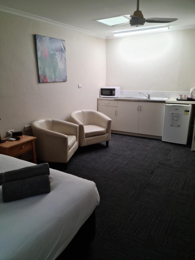 Henry'S Quirindi Otel Dış mekan fotoğraf