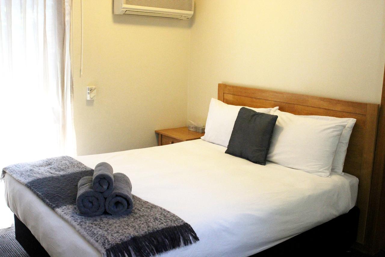Henry'S Quirindi Otel Dış mekan fotoğraf